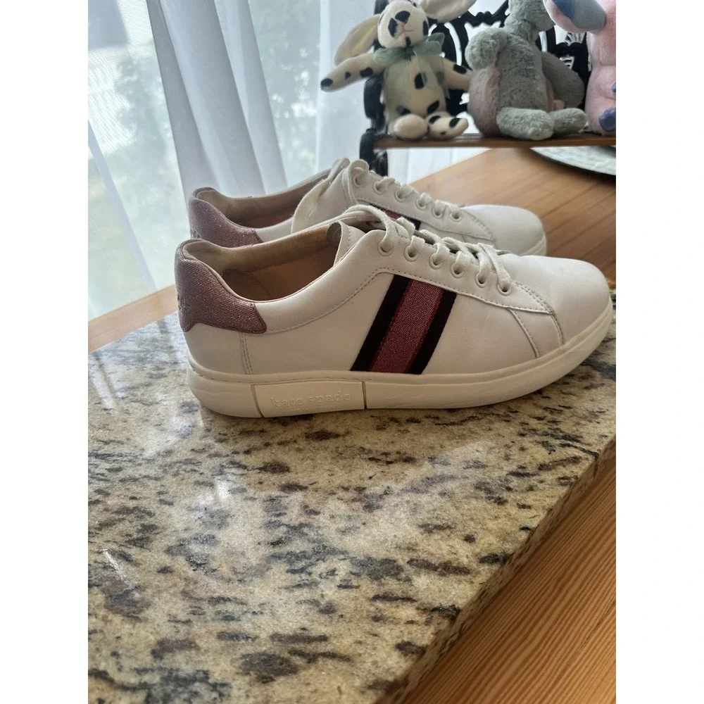 Kate Spade Keswick Glitter Stripe Low-Top Sneakers White Pink Stripe 9.5 - Picture 2 of 15